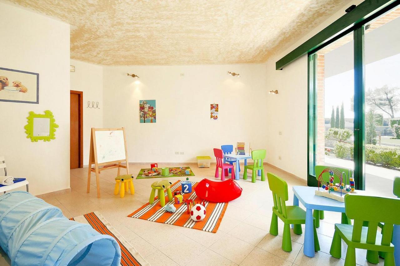Apartment In Cecina Mare With Outdoor Pool Marina di Cecina Kültér fotó